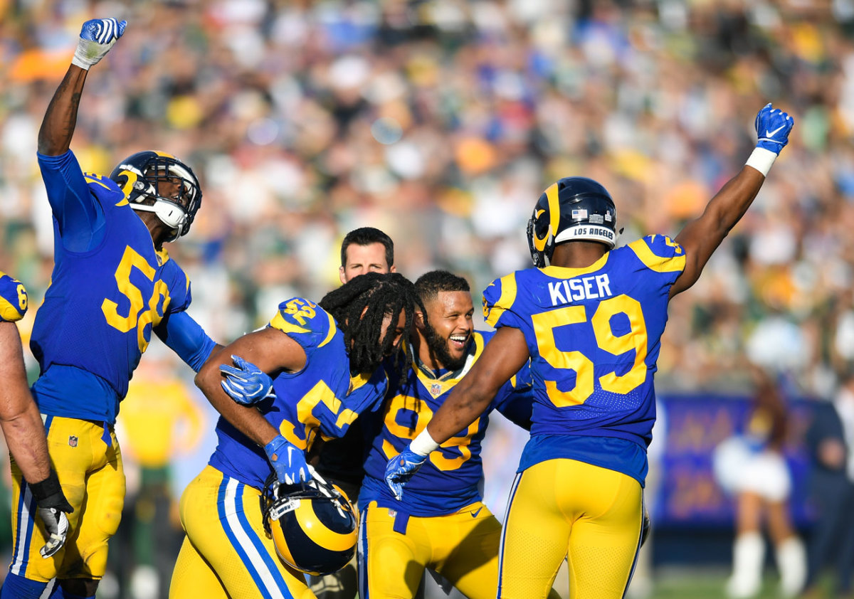week-8-rams-packers-fumble.jpg